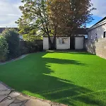 Hébergement de vacances Dublin Gem, Parking, Sleeps 11, Near Centre *