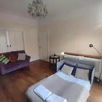 Dublin Gem, Parking, Sleeps 11, Near Centre Hébergement de vacances *