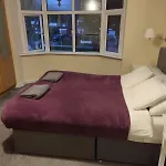 Dublin Gem, Parking, Sleeps 11, Near Centre * Rockbrook