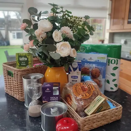 Casa vacanze Dublin Gem, Parking, Sleeps 11, Near Centre *
