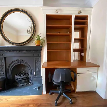 Casa vacanze Dublin Gem, Parking, Sleeps 11, Near Centre